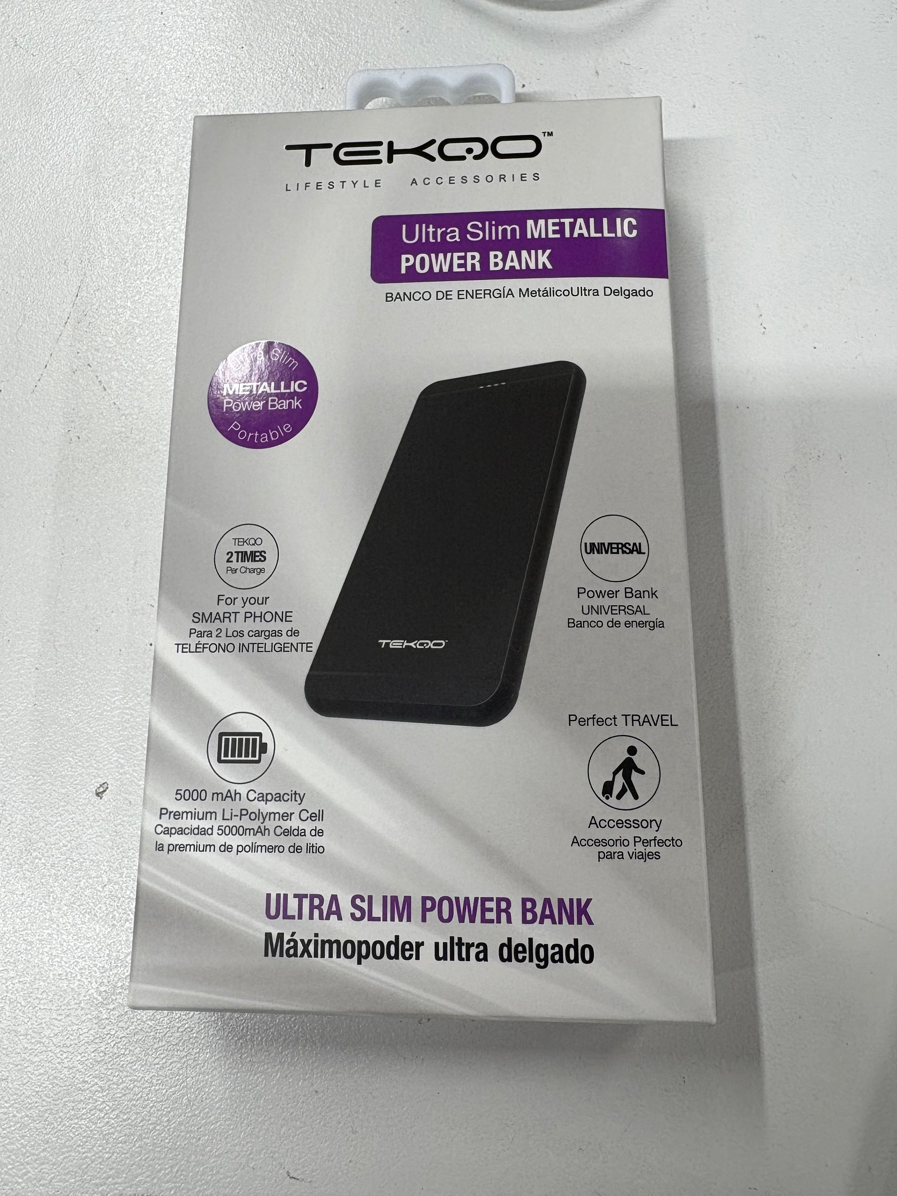 TEQKO Ultra Slim Metallic Power Bank - 5000Mah TEQKO Ultra Slim Metallic Power Bank - 5000Mah